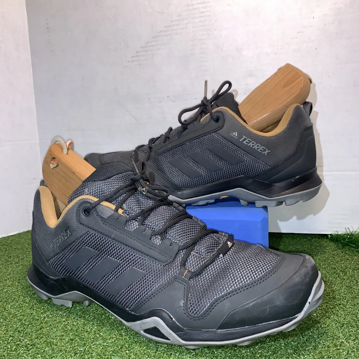 Terrex ax3 hiking best sale shoes