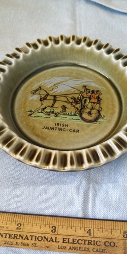 VTG Wade Irish🇮🇪 Round Porcelain Dish / Ashtray Jaunting Car - Made in Ireland - Picture 2 of 9