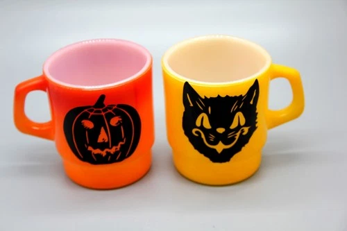 VTG Anchor Hocking Mug FIRE KING Coffee Cup Halloween Pumpkin &Cat Milk Glass