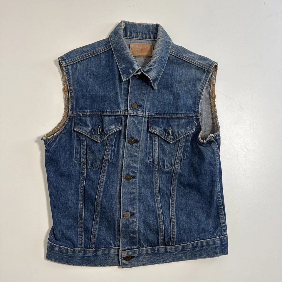 Chaleco de mezclilla Levi's de colección para hombre S azul motociclista camionero tipo 3 grande E años 60 pintado a mano Foto 2 de 4