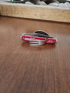 Campbell's Chunky Soup Foldable 4-Tool Multi-Tool 2.5in Blade Red/Silver