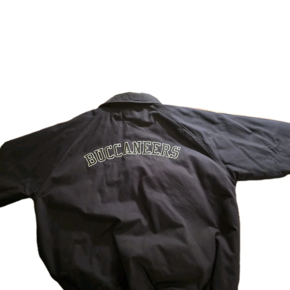 Chaqueta universitaria Stall & Dean Buccaneers para hombre 4XL negra con cuello a presión de lona Foto 2 de 4