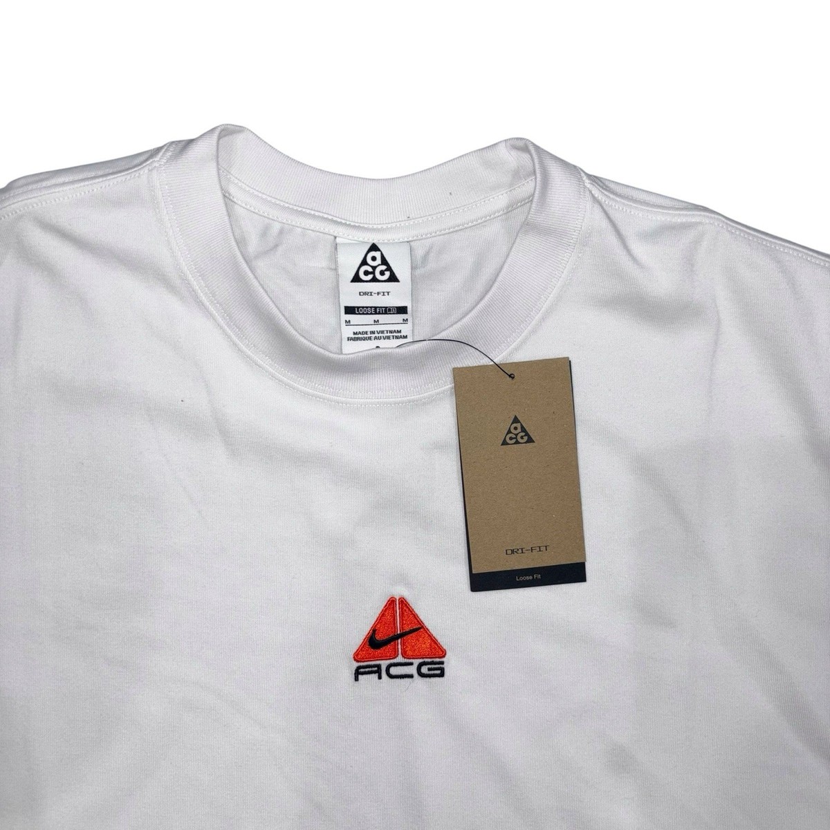 Nike ACG White Heavyweight Short Sleeve T Shirt, Size Medium
