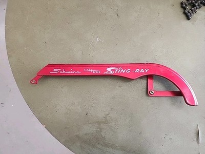 LATE 1970s  SCHWINN STINGRAY 5 SPEED  CHAINGUARD RED NICE ORIGINAL GUARD  L$$K