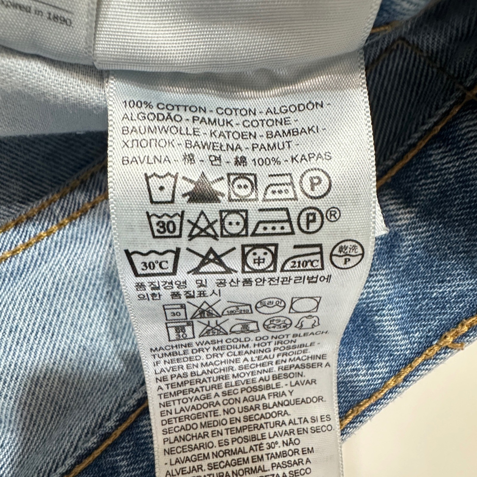 Levi's 550 Relaxed Fit Jeans Mens 30x31 Blue Denim Casual Medium Wash Weekend thumbnail 9