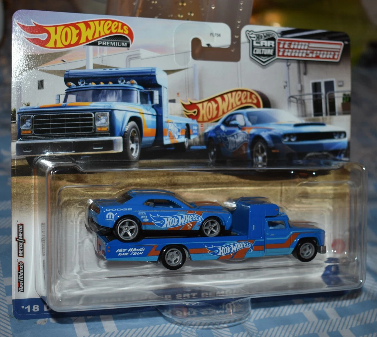 Hot wheels team transporter 2018 on sale