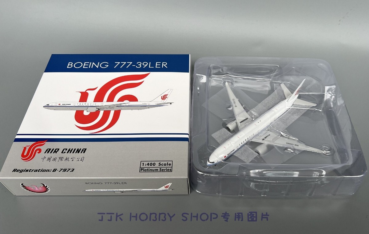 1:400 Phoenix Air China B777-300ER Passenger Airplane 1:400 Phoenix Air China B777-300ER Passenger Airplane