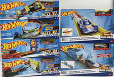 Hot Wheels - Action Loop Star Launchers & Track Builders Playset a scelta