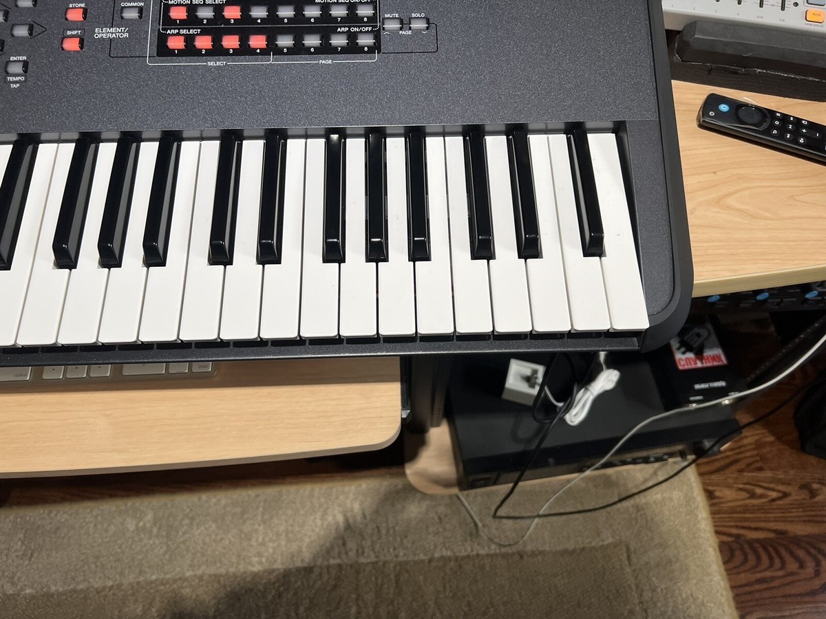 YAMAHA MONTAGE 7 美品 元箱付属品完備 YAMAHA ヤマハ MONTAGE M7 (限定特価) 76鍵盤 Expanded