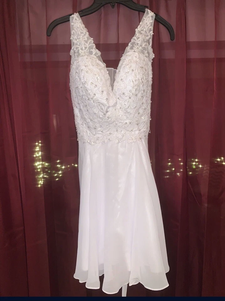 Vestido de novia y accesorios VER DESCRIPCIÓN A PRECIO REAL Foto 2 de 4