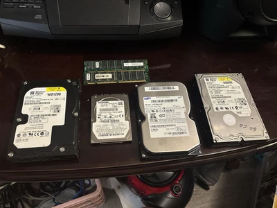 60, 120, and 160 GB Hard drives. Disk drive and 2 memory module. Untested - Image 1 of 4