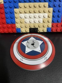 Marvel Lego Minifig Captain America Dark Blue w/Shield & Mosaic