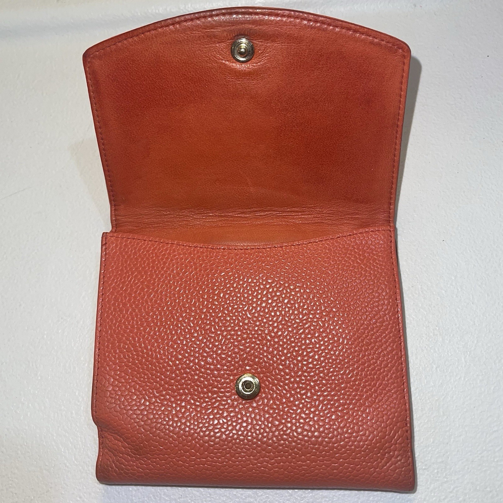 Chanel CC Timeless Caviar Pebbled Logo Bifold Compact Wallet Coral image 3