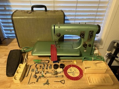 Husqvarna CI21 Sewing Machine 220V Sweden Green
