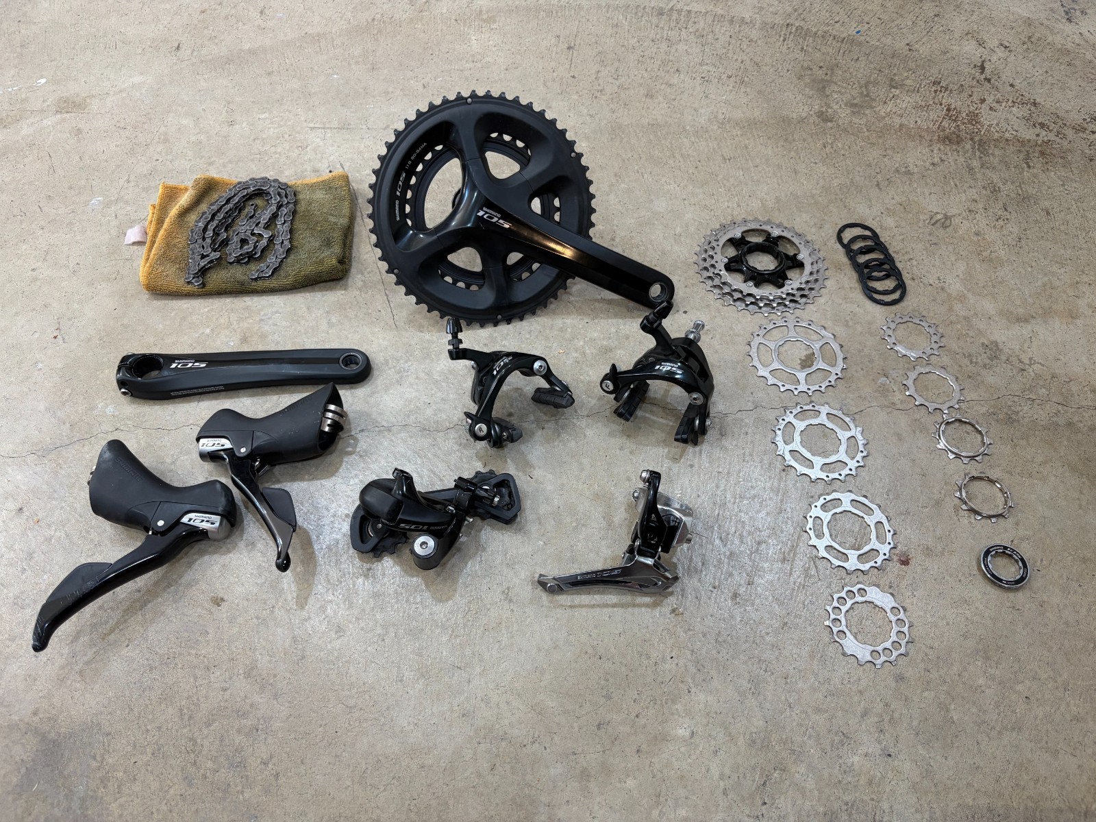 Shimano 105 5800 11 Speed Groupset Black, 50.34t, 172.5mm, 11-32t, Medium Cage