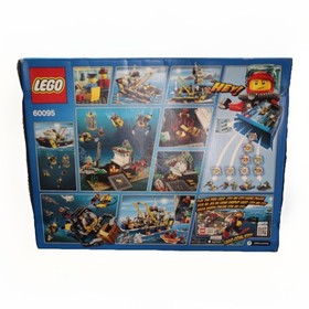 LEGO City Deep Sea Exploration Vessel 60095 Sealed 2016 Discontinued NEW IN BOX!