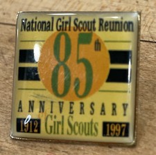 VINTAGE GIRL SCOUT - 1997 85th ANNIVERSARY PIN Made In The USA Brooch