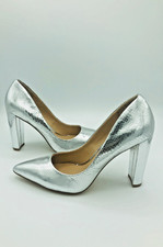 BADGLEY Mischka Jewel Rumor II Silver Pointed Toe High Heels Block Heel 7