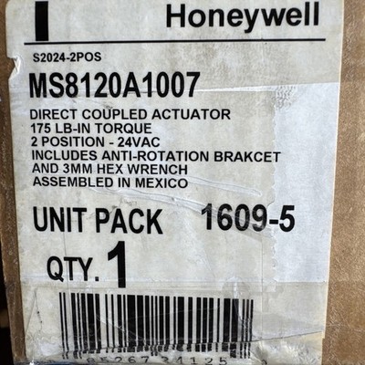 Honeywell Direct Coupled Actuator MS8120 A 1007  175 Lb  2 Position 24 Vac ￼