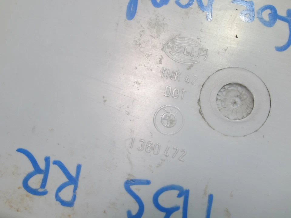 🥇77-89 FARO TRASERO DERECHO BMW E24 SERIE 6 1360472 OEM DAÑADO Foto 3 de 4