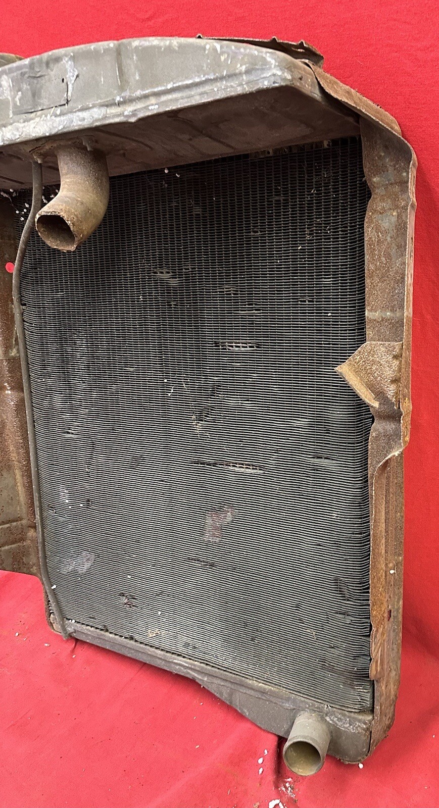 Used Vintage Diamond T Truck Radiator 1946 1947 1948 1941 1942 1949 ...