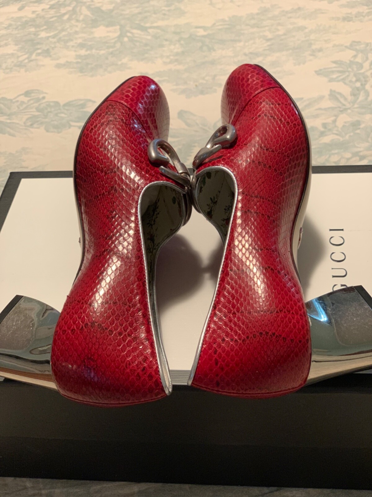 Gucci Python Print Pump Gucci Red Python/ snakeskin leather Pump Silver GG Size EU35.5 org ...
