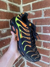 nike air max plus black volt total orange
