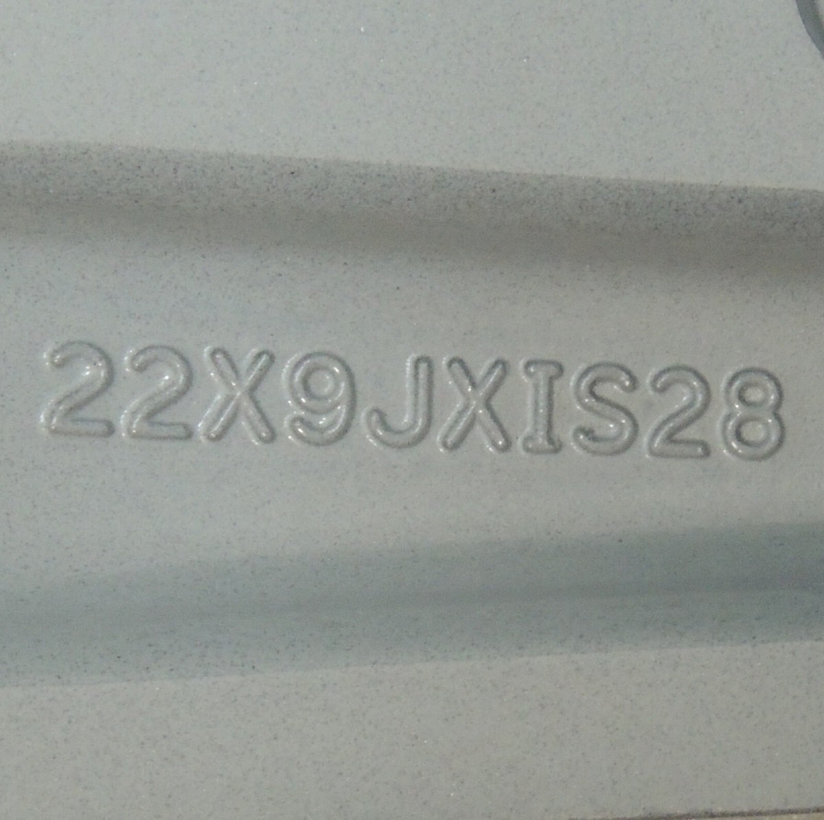 22x9 Painted Aluminum Wheel With Chrome Inserts OEM GM Sierra  