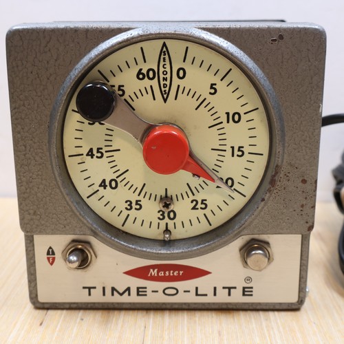 MASTER TIME-O-LITE Timer Model M-72 - TESTED - WORKS GREAT