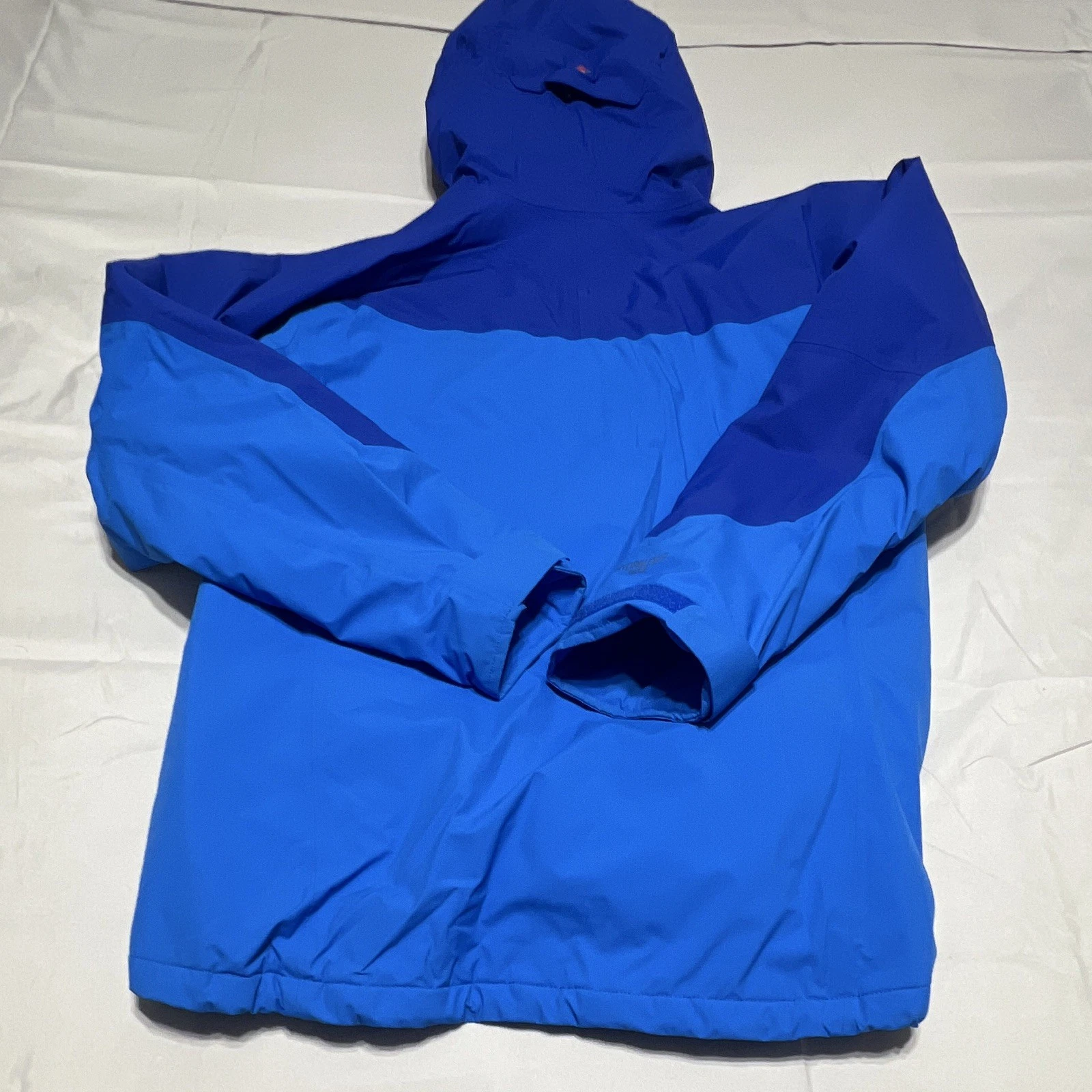 Berghaus Men's Gore-Tex Twilight Blue Hydroloft Elite Gore-Tex Jacket - product detail image 14