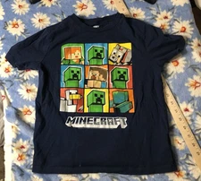 Old Navy Minecraft Themed Child Size 8 Medium T Shirt