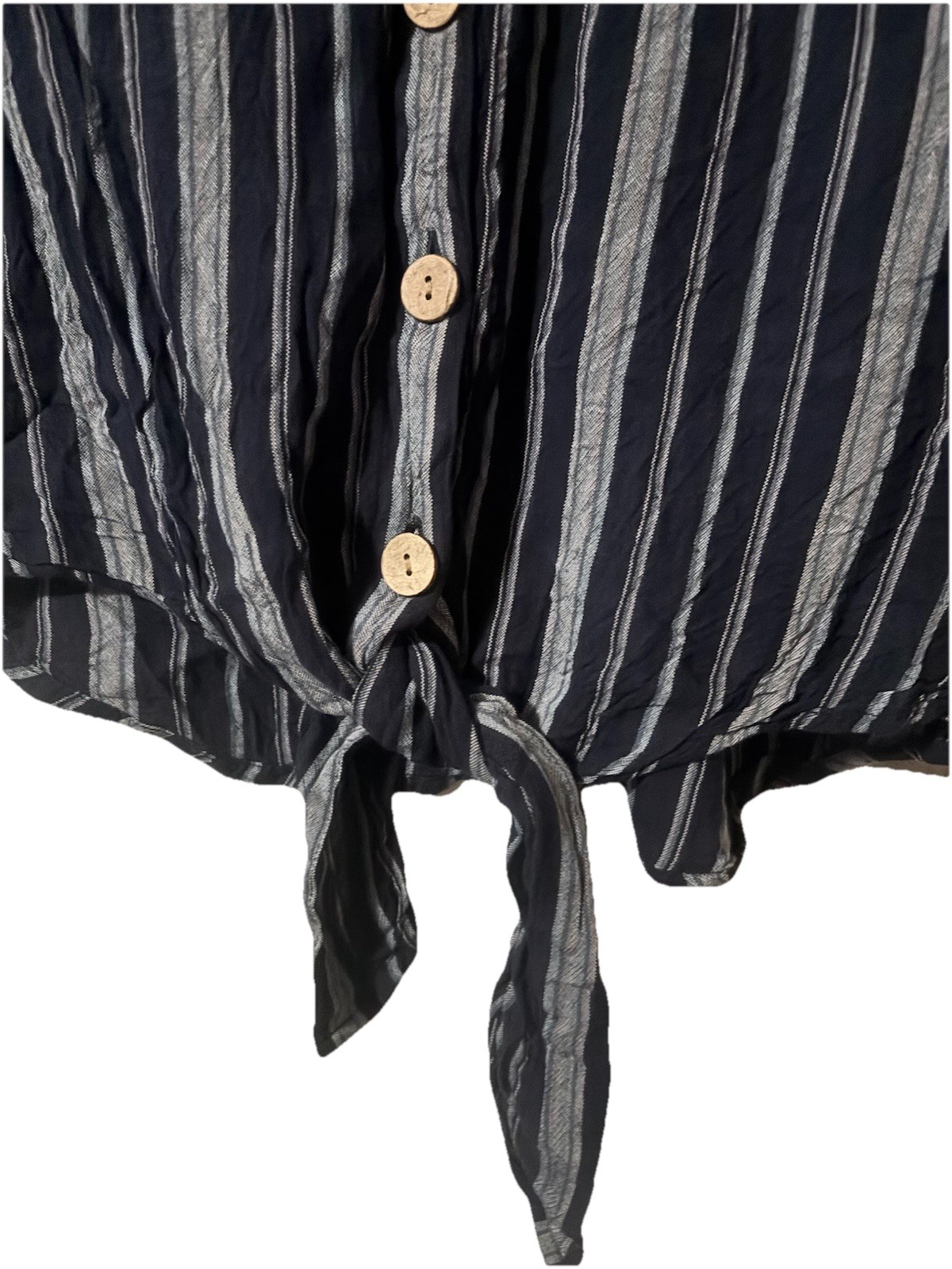 Women’s Medium Universal Thread Cropped Button Up… - image 2