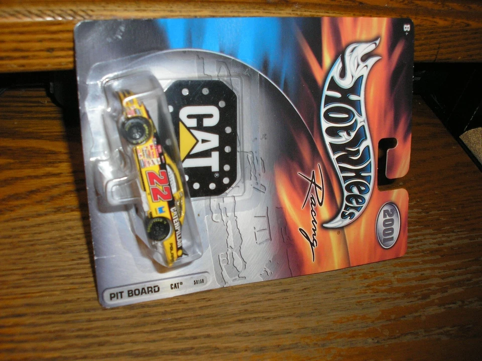 Hot Wheels NASCAR Pit Board 2001 Ward Burton #22 Caterpillar Dodge R/T Frete Grátis - Imagem 2 de 3