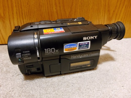 Sony Handy Cam CCD TRV16 8mm 180X Zoom Video 8 0 Lux XR Camcorder Bundle EUC
