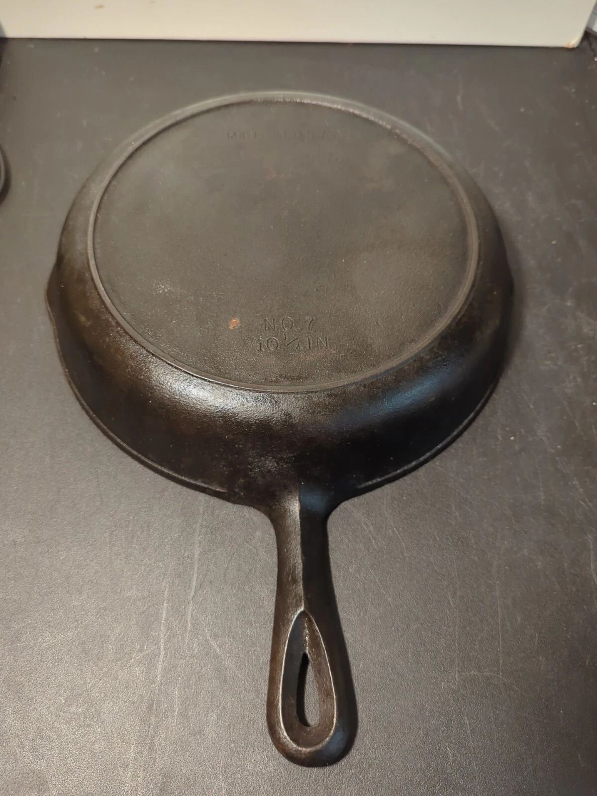 No. 7 Cast Iron 10¼" Skillet