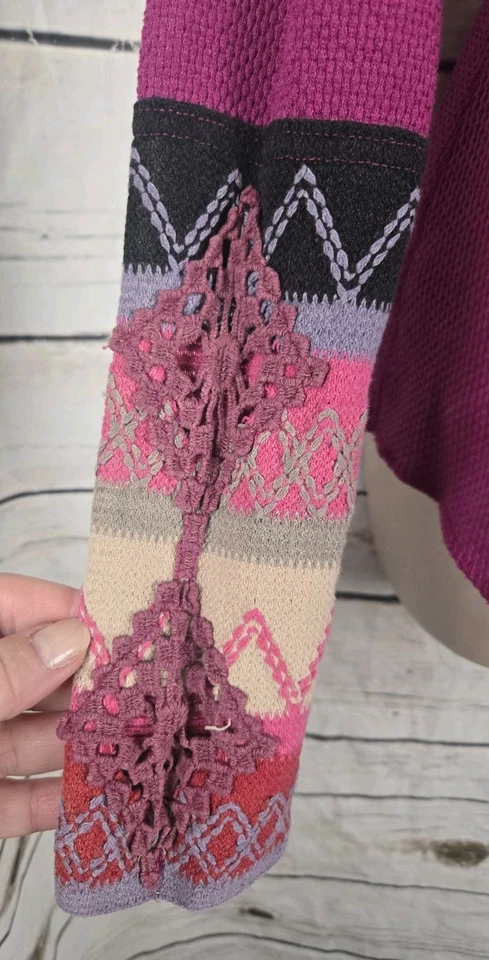 Bracelete suéter We the Free People magenta térmico waffle top M crochê - Imagem 4 de 4