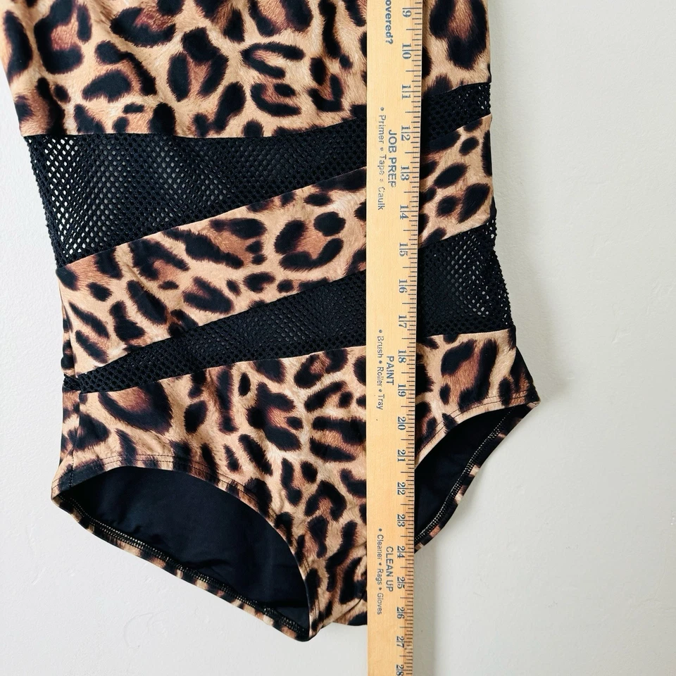 Carmen Marc Valvo Swimwear Cheetah One Piece Women’s Size 6 Foto 3 de 4