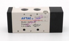 AIRTAC pneumatic control valve 4A310-08 / 4A31008