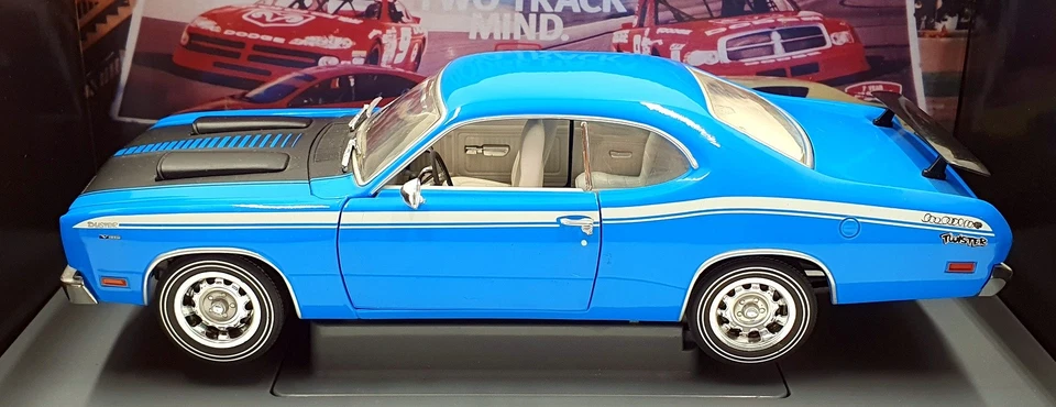 Ertl 1/18 Scale 29330P - 1971 Plymouth Duster Campbell Collection Blue - Image 3 of 4