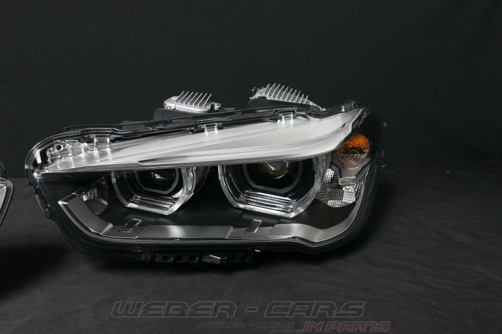 New OEM BMW X1 F48 LED Headlamp Headlight Light LHD 7428735 
