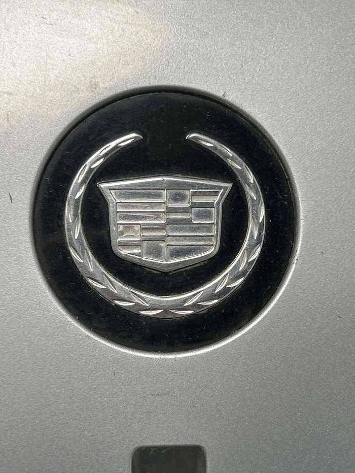 Fits 2004-2005 Cadillac Deville, 4.6L Engine Cover, OEM:12585374 Foto 3 de 4