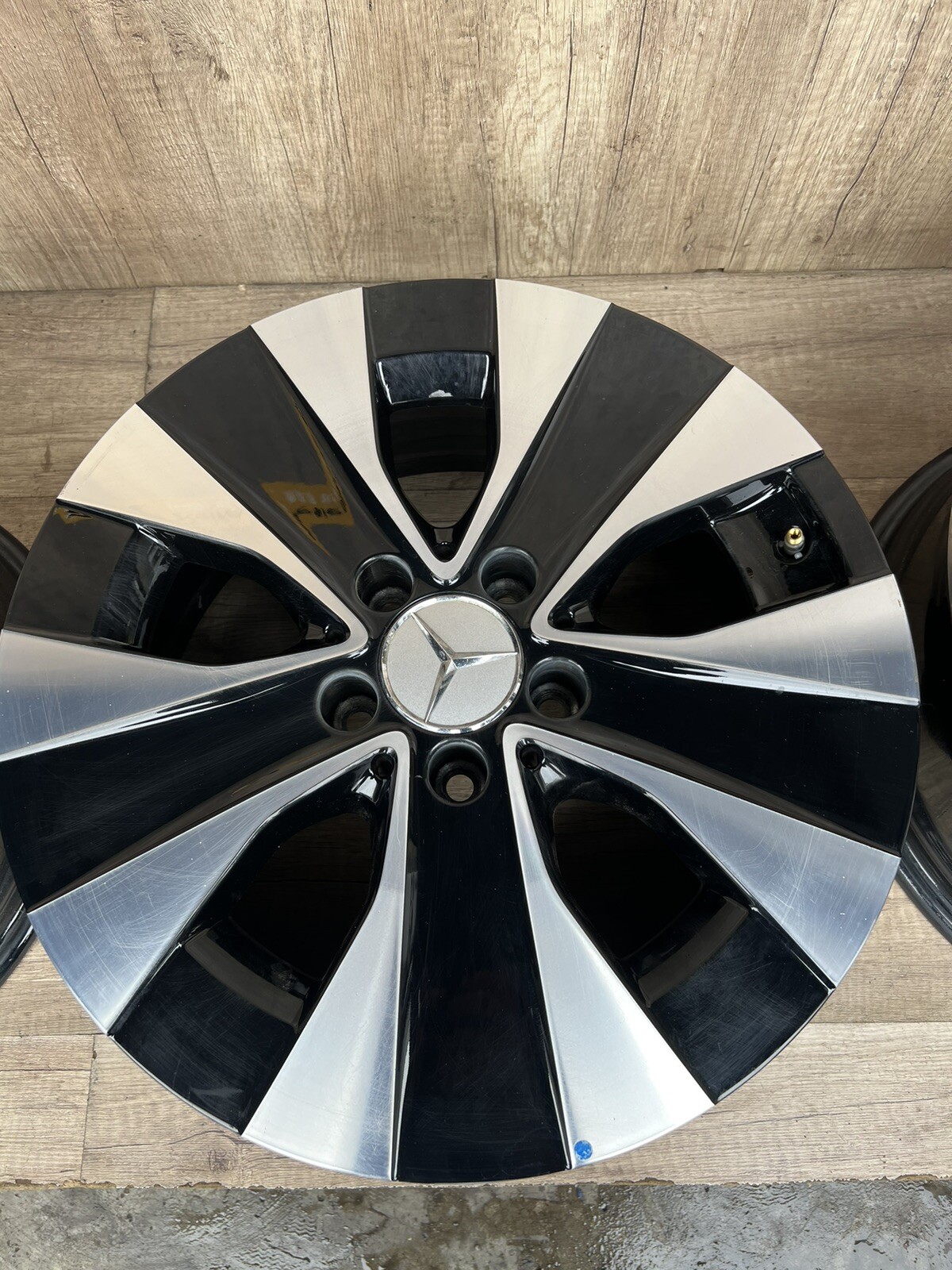 Protection Du Seuil De Chargement En Accordéon | A2536932000 | Mercedes-Benz Maroc