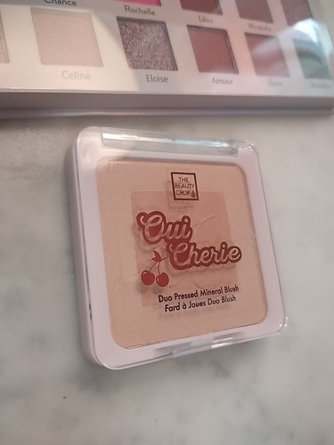 The Beauty Crop Oui Cherie Duo Mineral Blush Peach Paris + Eyeshadow Palette - Picture 3 of 4