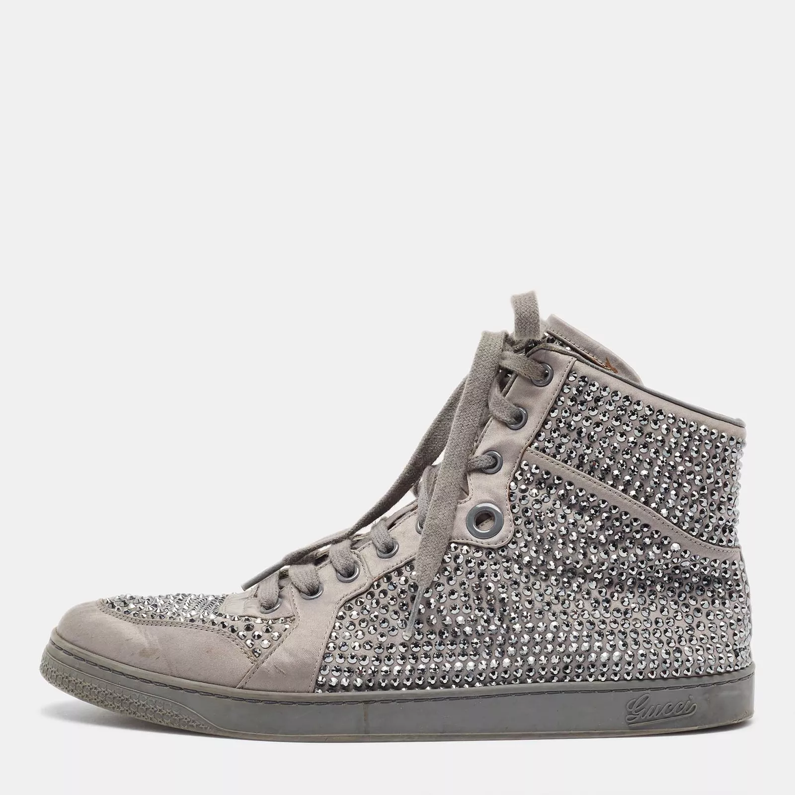 Baskets hautes coda gris satiné embellies Gucci taille 42