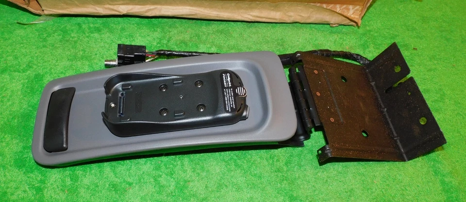 Ford Windstar 2002 2003 nuevo OEM consola guantera puerta con Cellport Foto 4 de 4