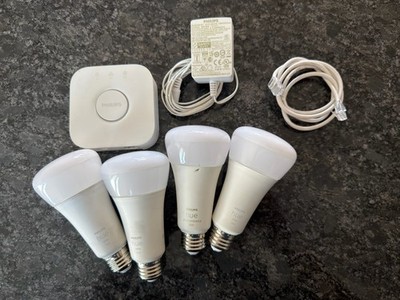 Philips Hue Bundle with 4 Phillips Hue 1600 White Bulbs