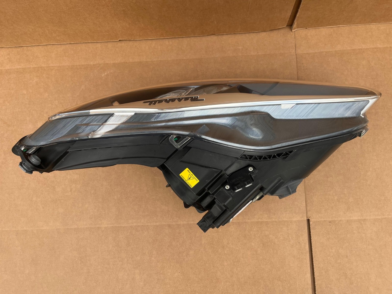 17 18 19 Maserati GranTurismo Sport GT LH Headlight HID Perfect!