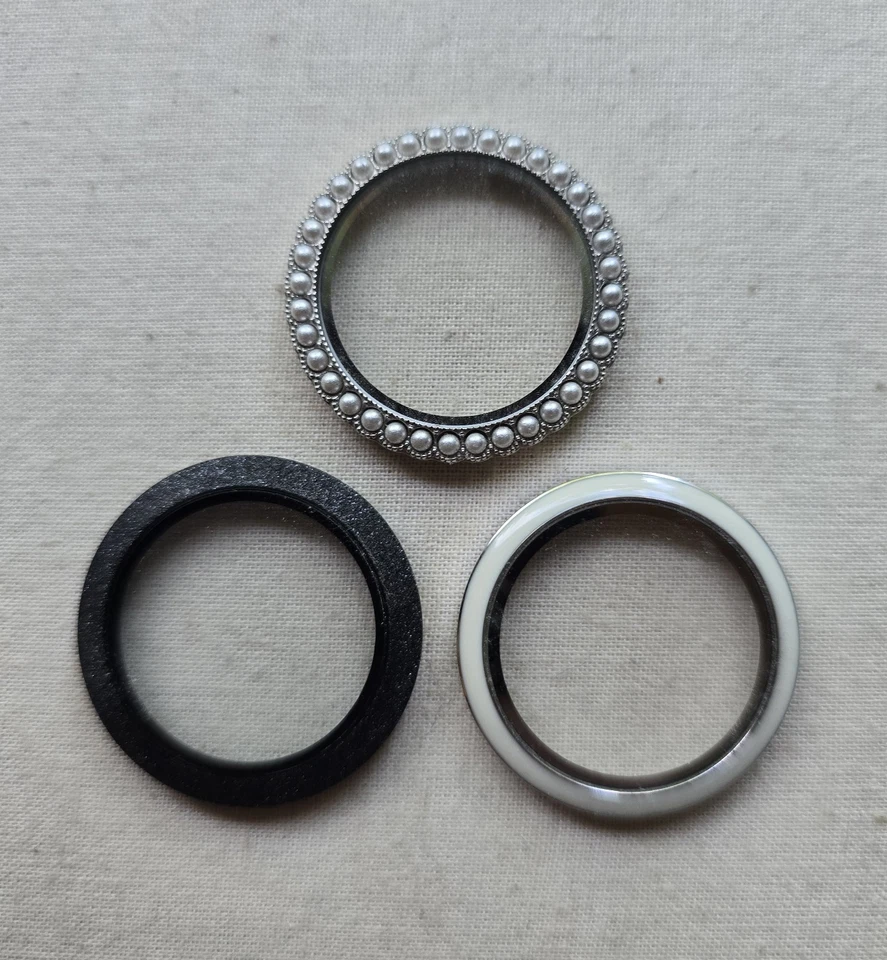 Living Locket Faces, Large Twist Origami Owl Jewelry, Pearl, Black & White - Image 3 of 4