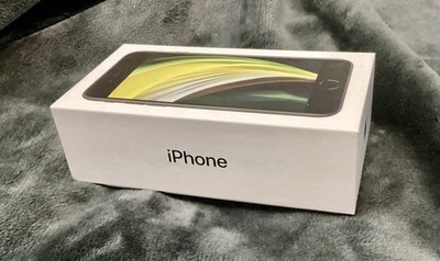 Apple iPhone SE 2020 128 GB Schwarz in OVP Top