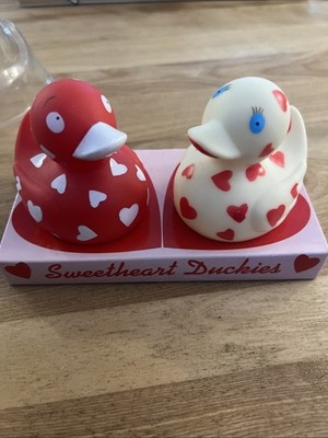 Vintage Sweetheart DUCKIES Rubber Ducks 2002 Valentines LOVE Hearts Jeep